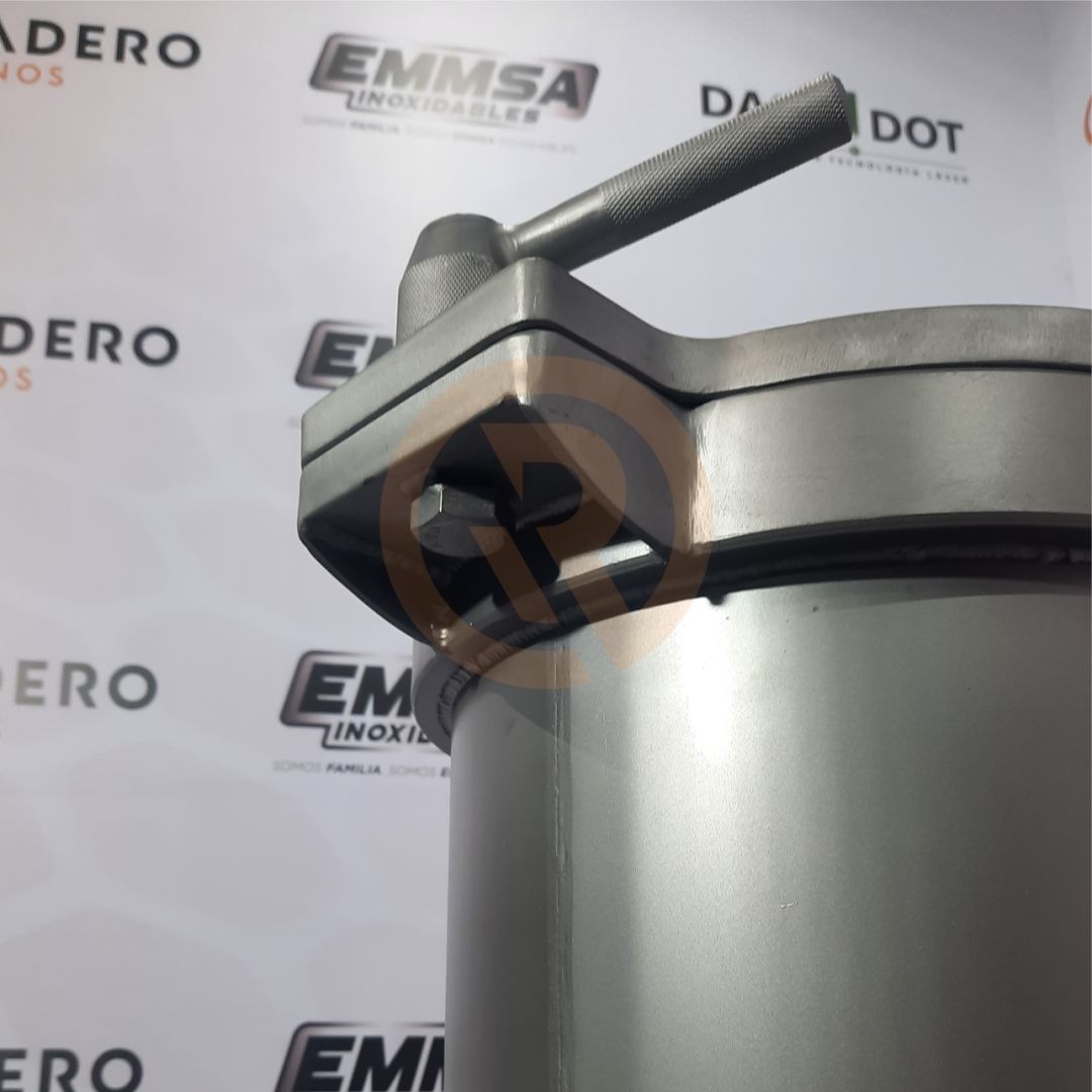embutidora-neumatica-75lts-303
